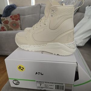 APL Women's Techloom Defender Boots - Ivory